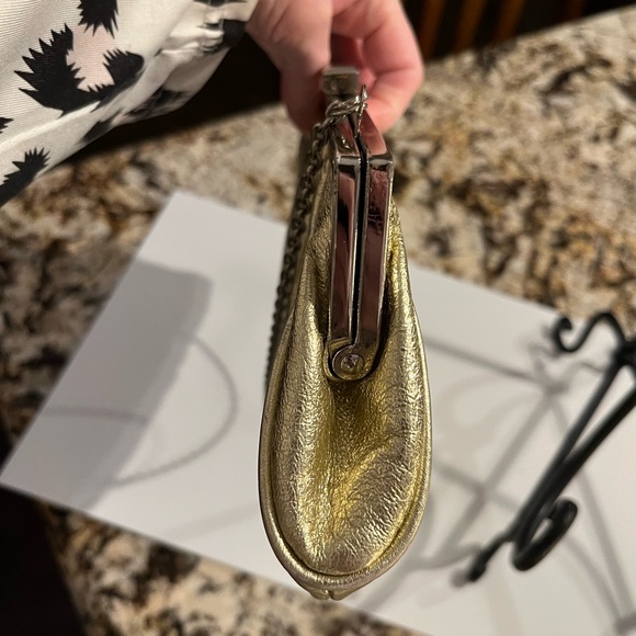 Vintage Handbag Gold Clutch leather lined with Chain - Picture 4 of 11